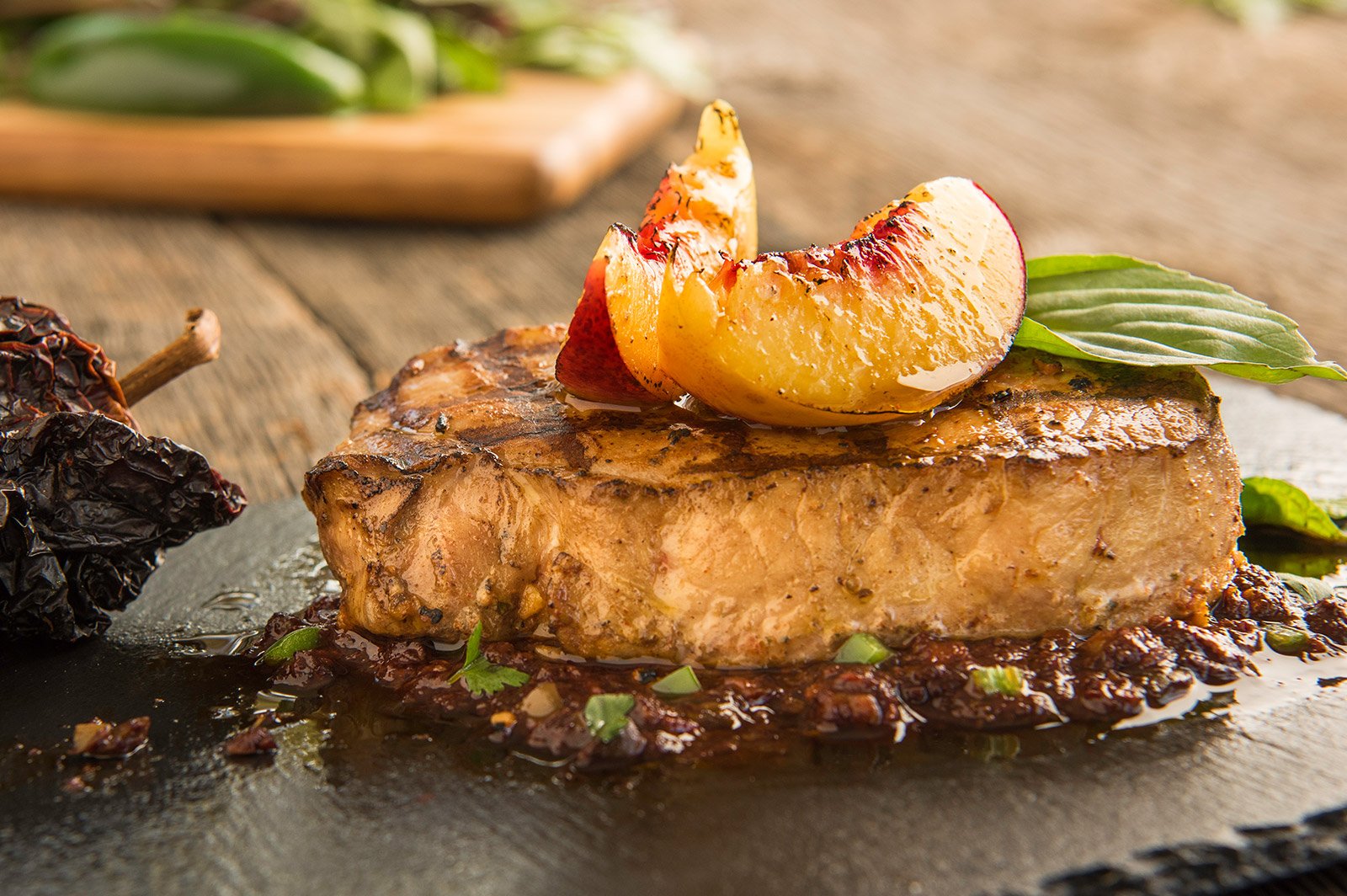 Gegrillte Schweinekoteletts in Thaimarinade Gegrillte Schweinekoteletts in Thaimarinade